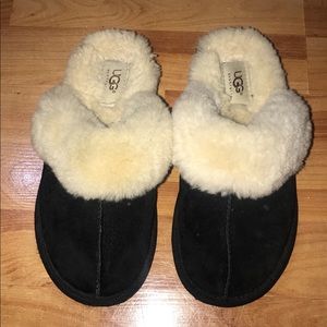 UGG SLIPPERS!